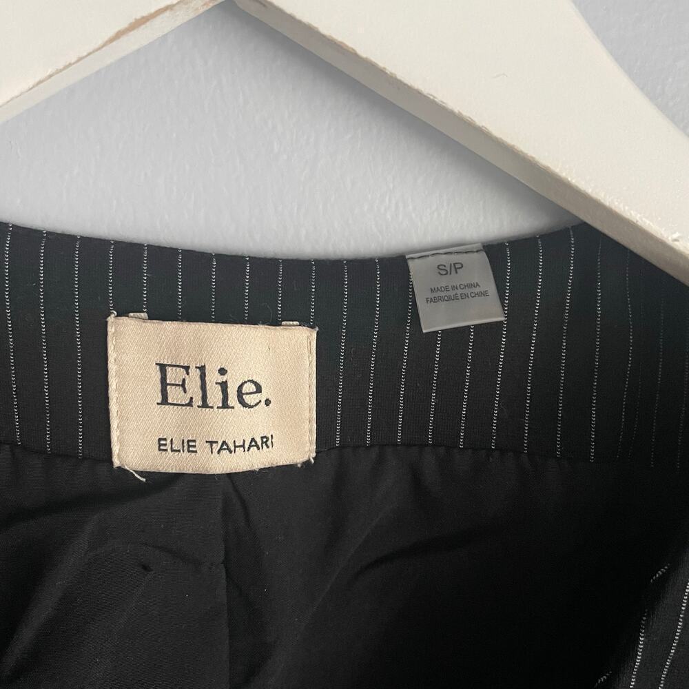 Elie Tahari Pinstripe Vest Y2K Black Minimalist Neutral Academia size Small - Picture 3 of 7